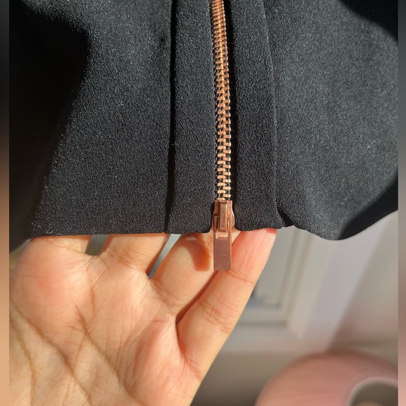 Diane Von Furstenberg Size 6 Black Dress - Picture 3 of 4